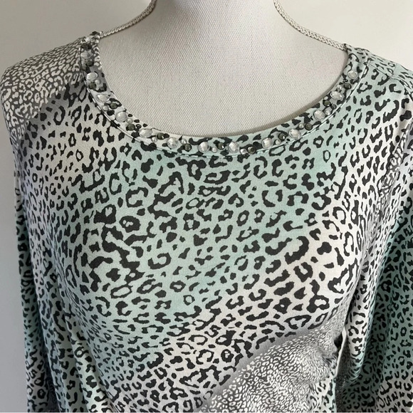 Ruby Rd Blouse Petites Medium Rhinestone Bling Neckline Ruched Side Leopard Top - Picture 7 of 10